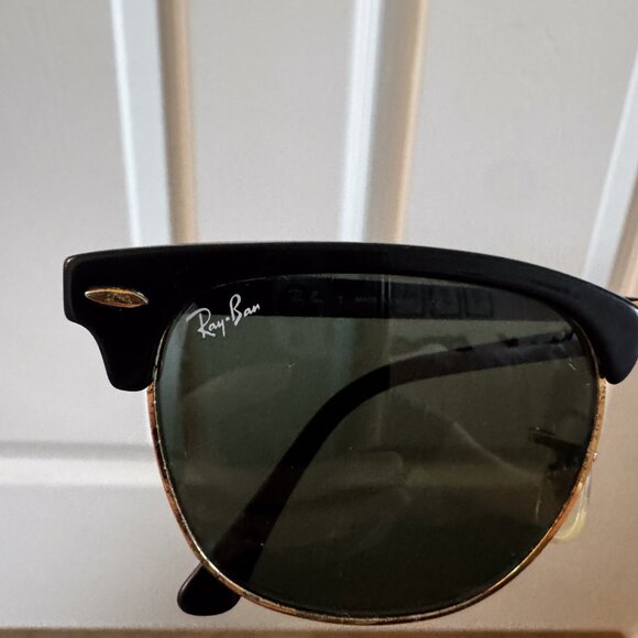 Ray-Ban Clubmaster Classic Sunglasses Unisex - Black on Gold Frame Green Lenses - Picture 5 of 9